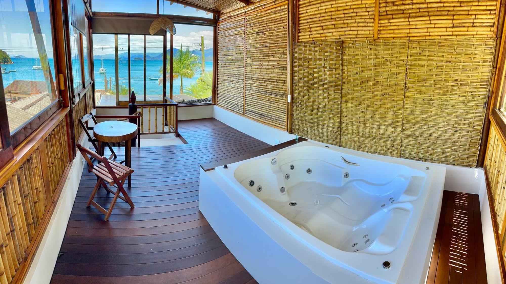 Deck Da Villa Pousada Ubatuba Dış mekan fotoğraf